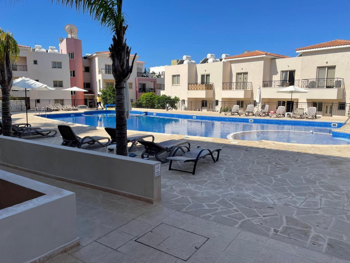 Kings Resort 1 Bedroom Apartment Paphos ภายนอก รูปภาพ