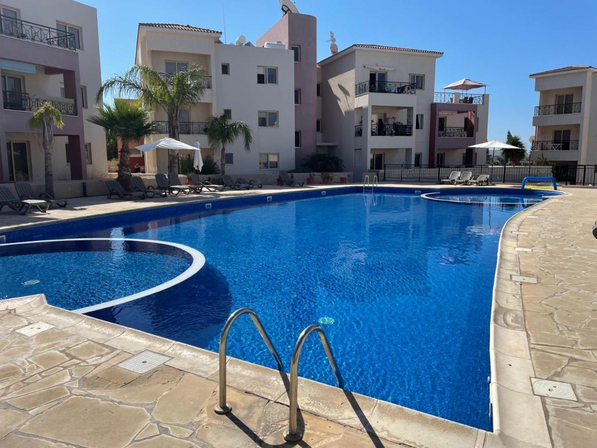 Kings Resort 1 Bedroom Apartment Paphos ภายนอก รูปภาพ