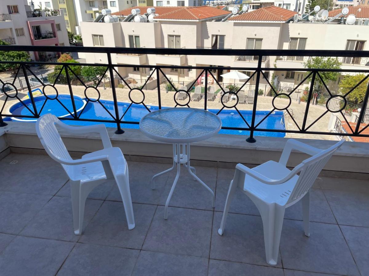 Kings Resort 1 Bedroom Apartment Paphos ภายนอก รูปภาพ