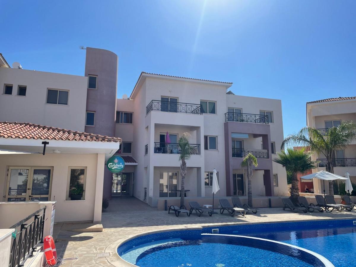 Kings Resort 1 Bedroom Apartment Paphos ภายนอก รูปภาพ