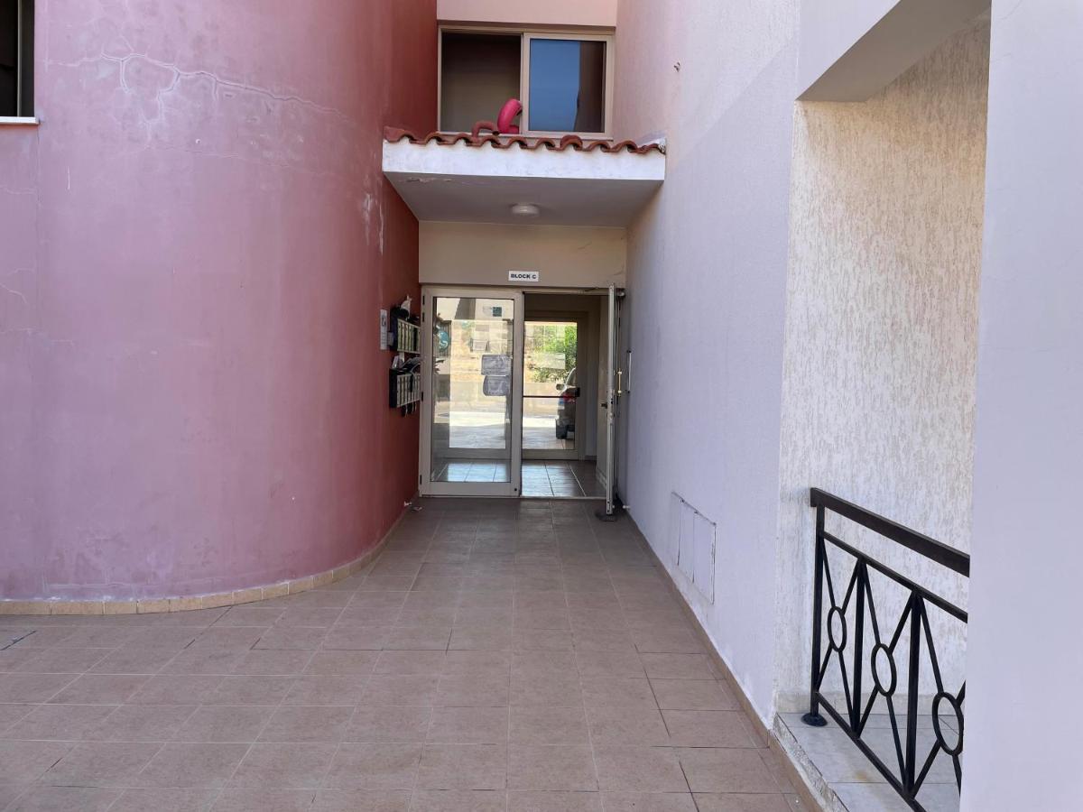 Kings Resort 1 Bedroom Apartment Paphos ภายนอก รูปภาพ