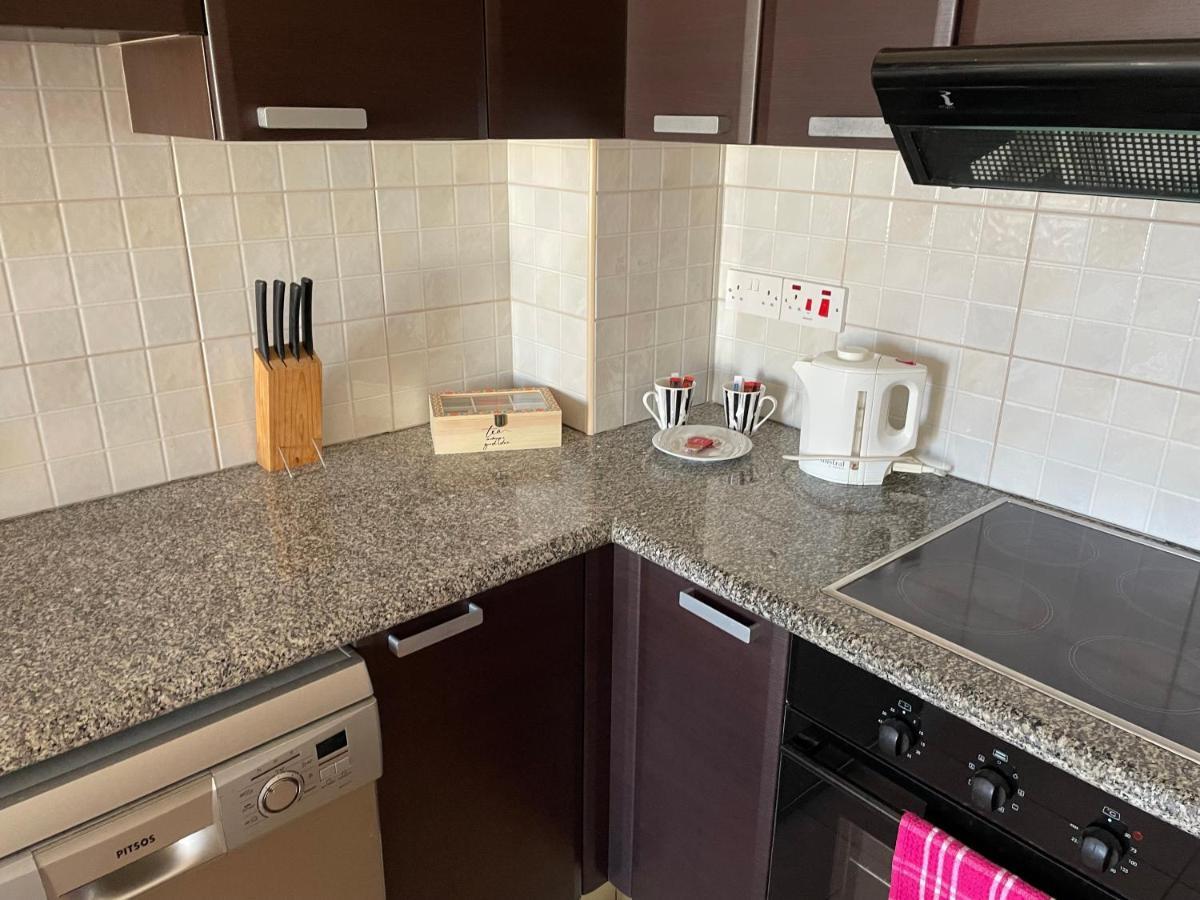 Kings Resort 1 Bedroom Apartment Paphos ภายนอก รูปภาพ